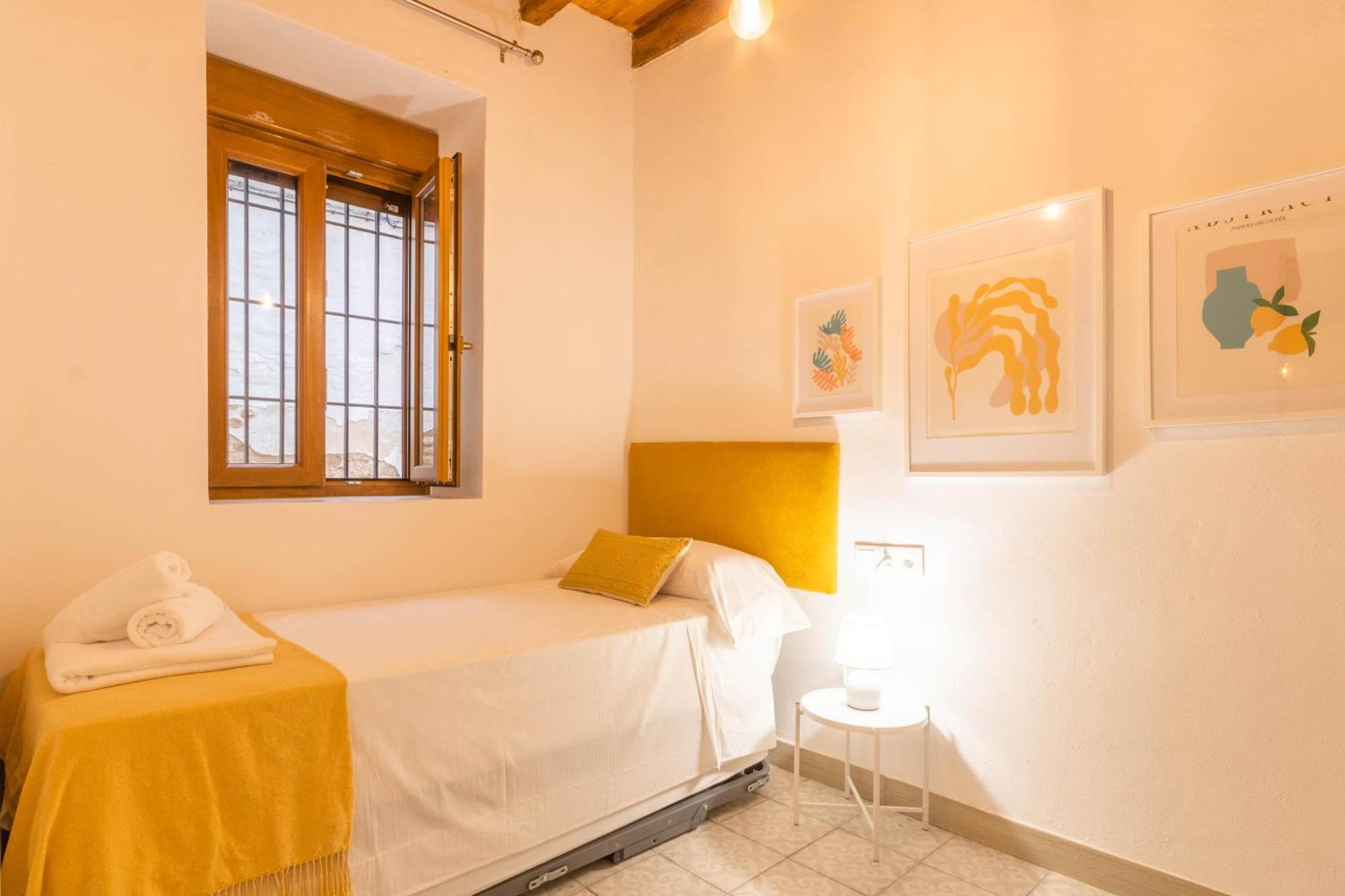 Apartamentos Miguel De Cervantes Centro Córdoba Exteriör bild